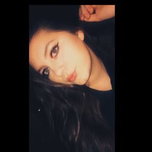 Meet your Posher, Dakota